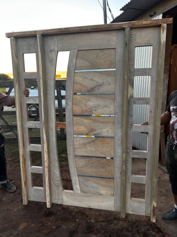 Puerta 1.60x2.05 doble paño lateral